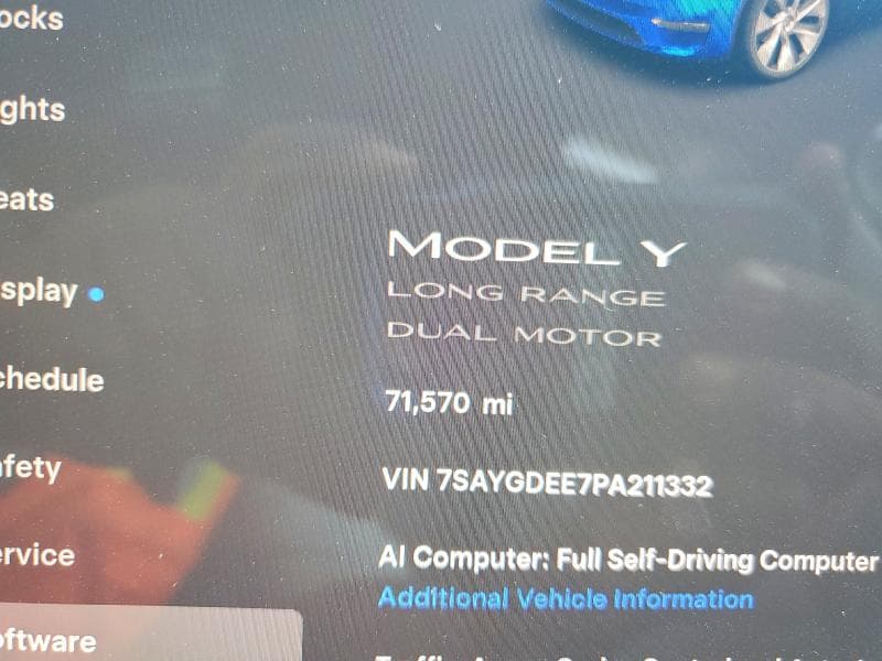 2023 TESLA MODEL Y 9