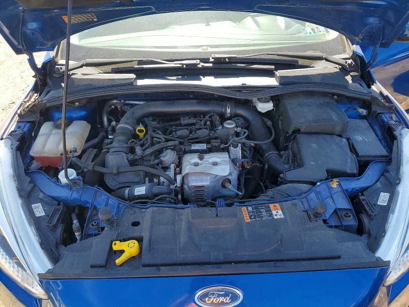 2018 FORD FOCUS SE 11