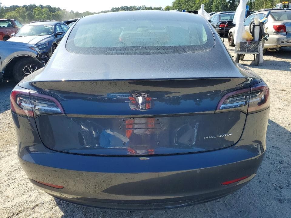 2018 TESLA MODEL 3 6
