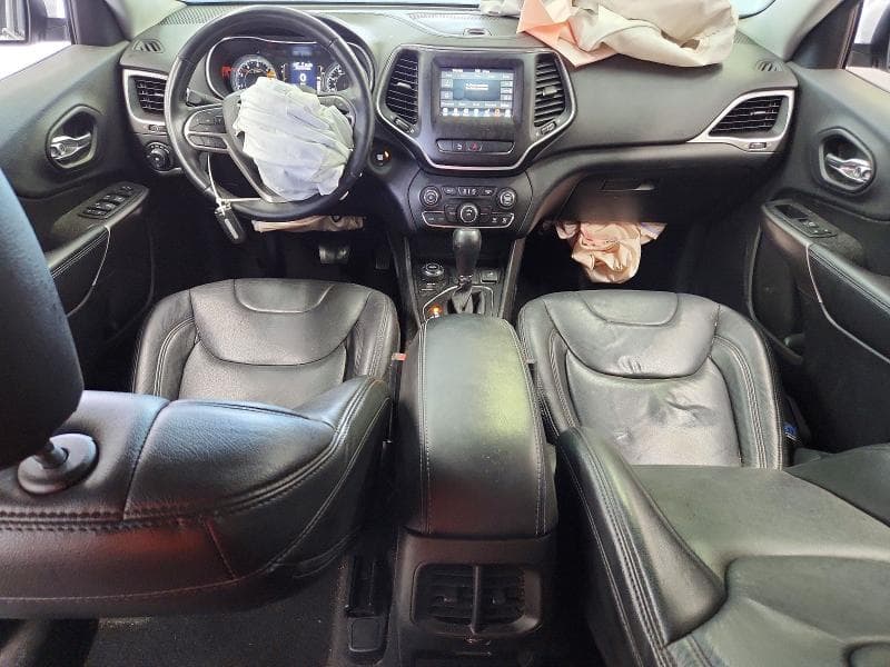 2019 JEEP CHEROKEE LATITUDE PLUS 8