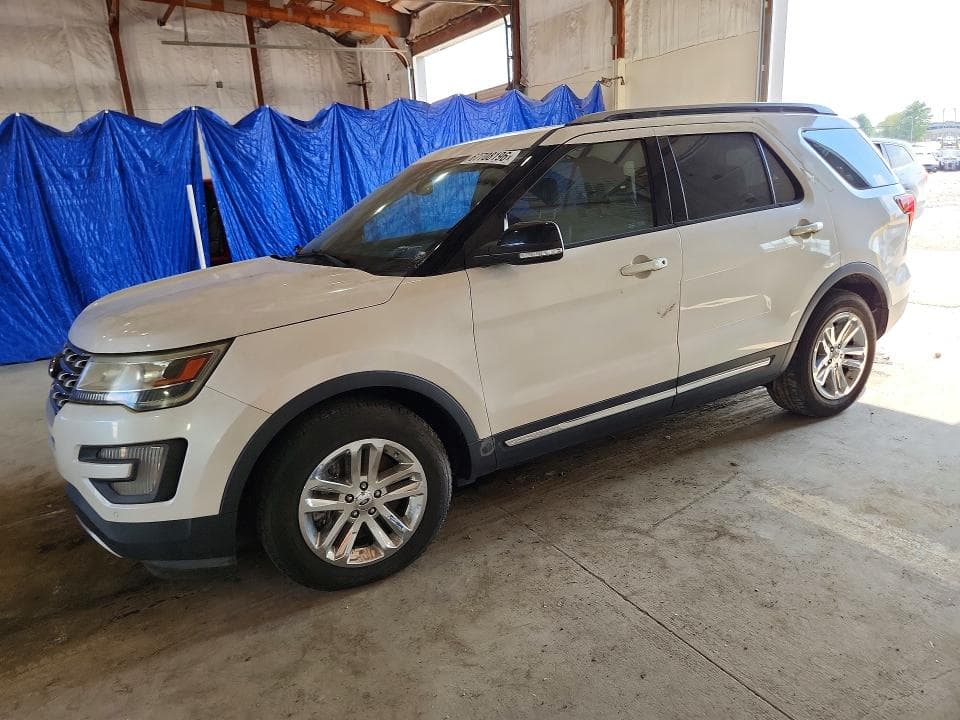 2017 FORD EXPLORER XLT - 1