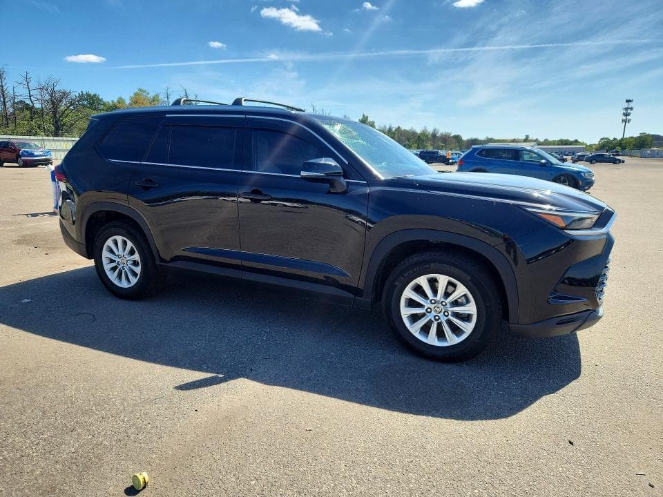 2025 TOYOTA GRAND HIGHLANDER XLE 4