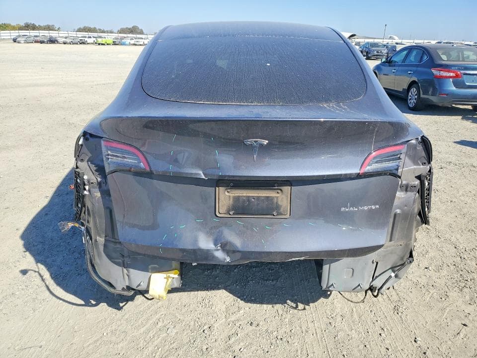 2023 TESLA MODEL Y 6