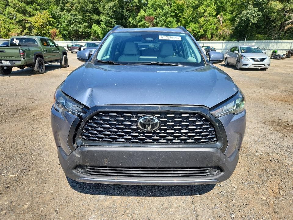 2023 TOYOTA COROLLA CROSS LE 5