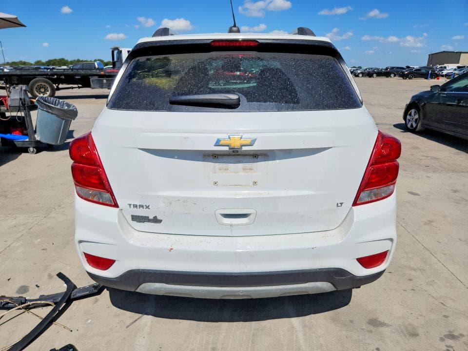 2018 CHEVROLET TRAX 1LT 6