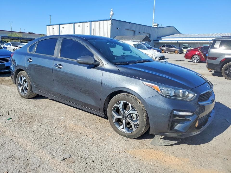 2021 KIA FORTE LXS 4