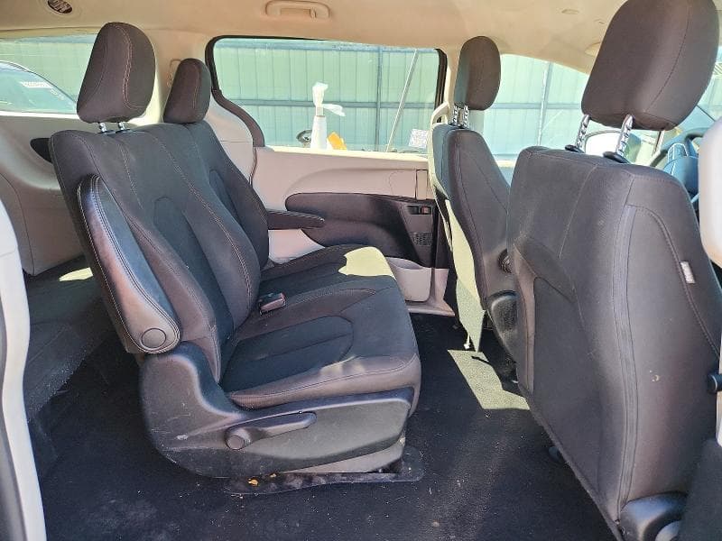 2018 CHRYSLER PACIFICA L 11