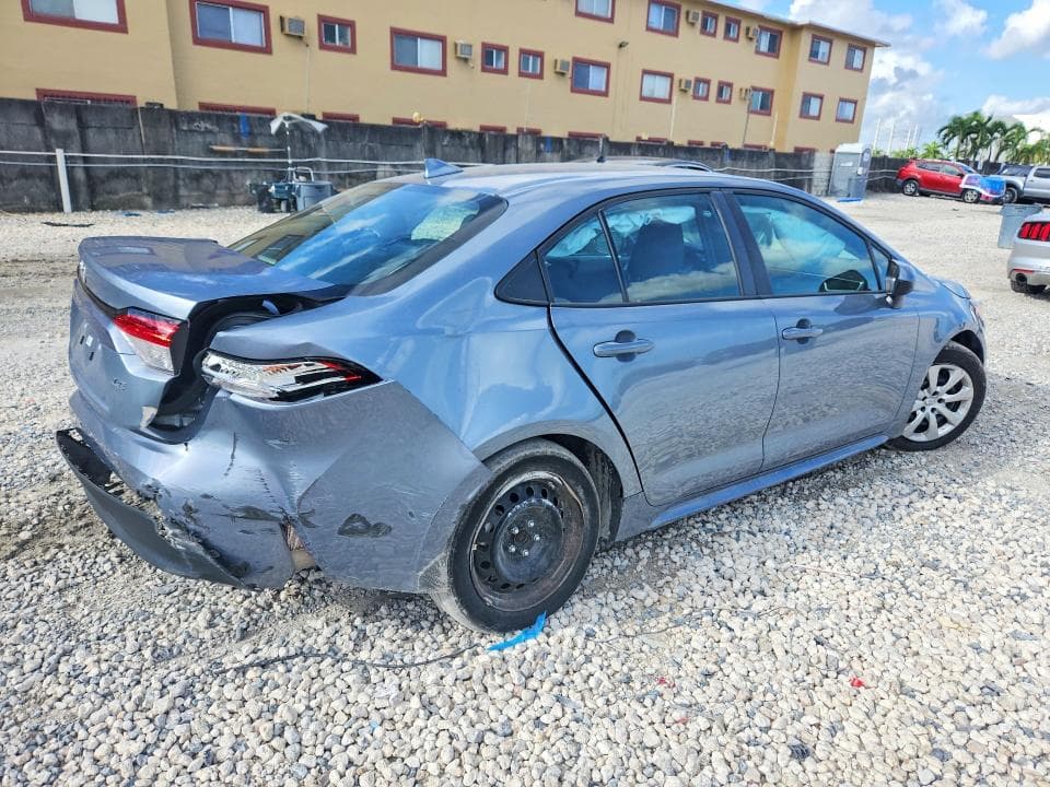 2023 TOYOTA COROLLA LE 3