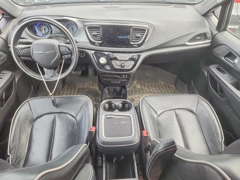 2019 CHRYSLER PACIFICA LIMITED 8