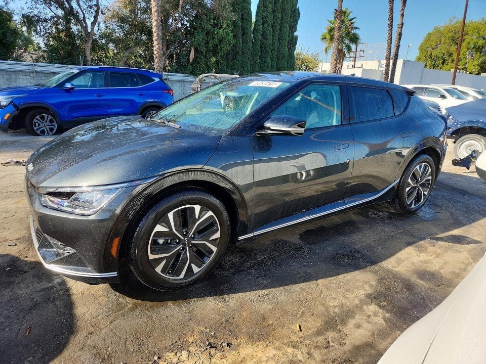 2024 KIA EV6 WIND - 1