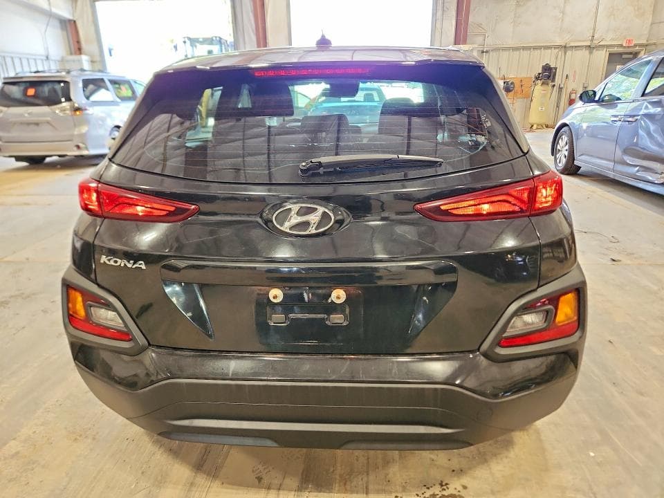 2020 HYUNDAI KONA SE 6