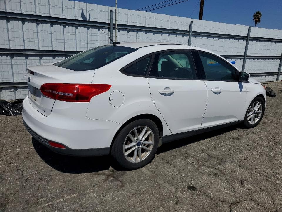 2018 FORD FOCUS SE 3