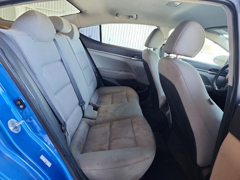 2017 HYUNDAI ELANTRA SE 10