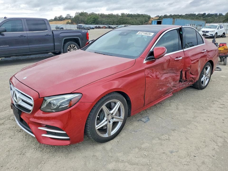 2017 MERCEDES-BENZ E 300 - 1