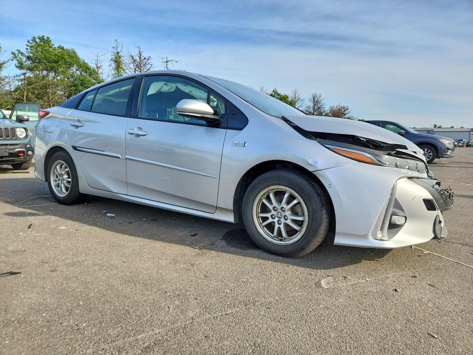 2018 TOYOTA PRIUS PRIME ADVANCED 4
