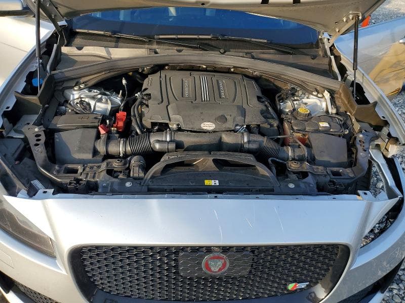 2019 JAGUAR F-PACE S 12