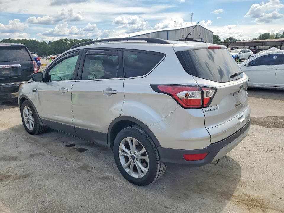 2018 FORD ESCAPE SE 2