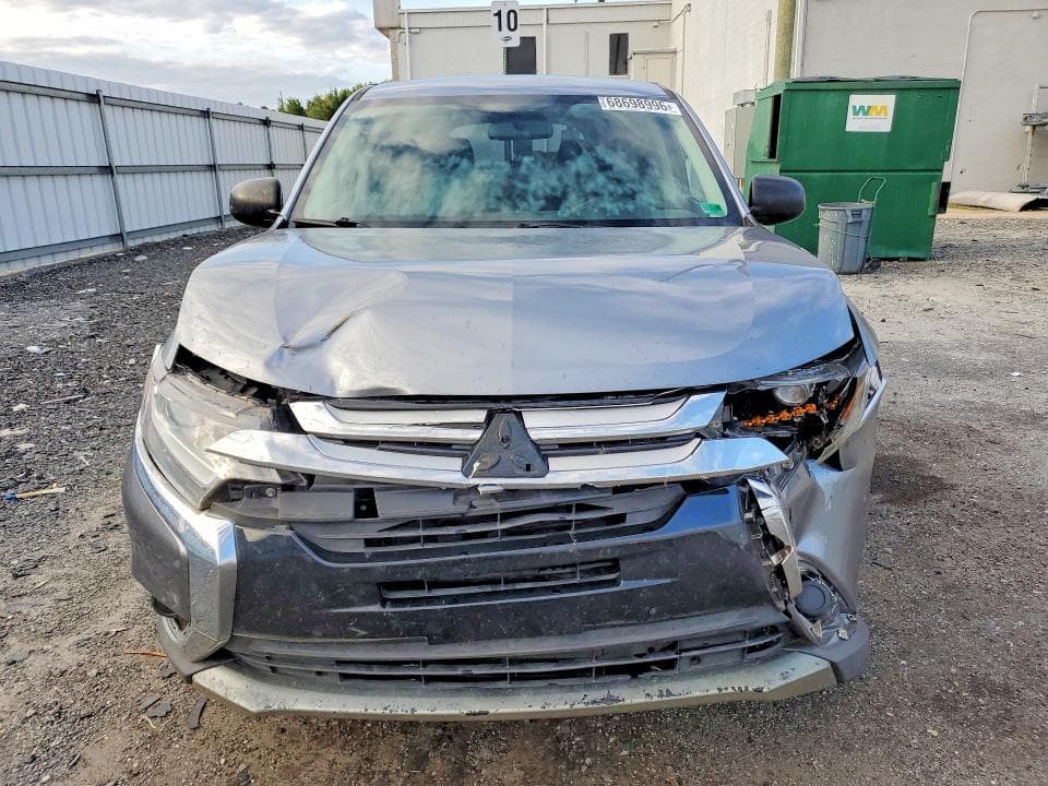 2017 MITSUBISHI OUTLANDER ES 5