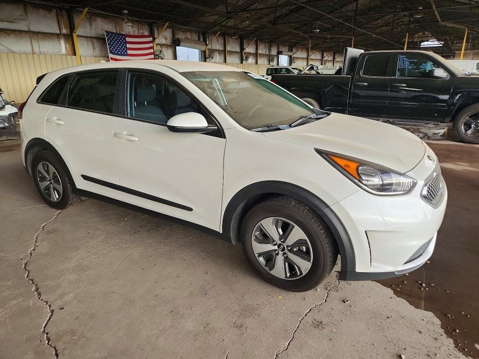 2019 KIA NIRO FE 4