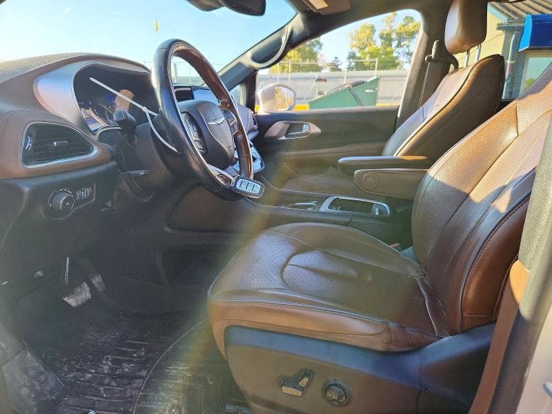 2021 CHRYSLER PACIFICA LIMITED 7