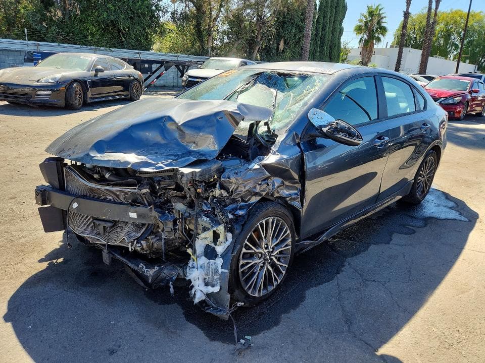 2024 KIA FORTE GT LINE
