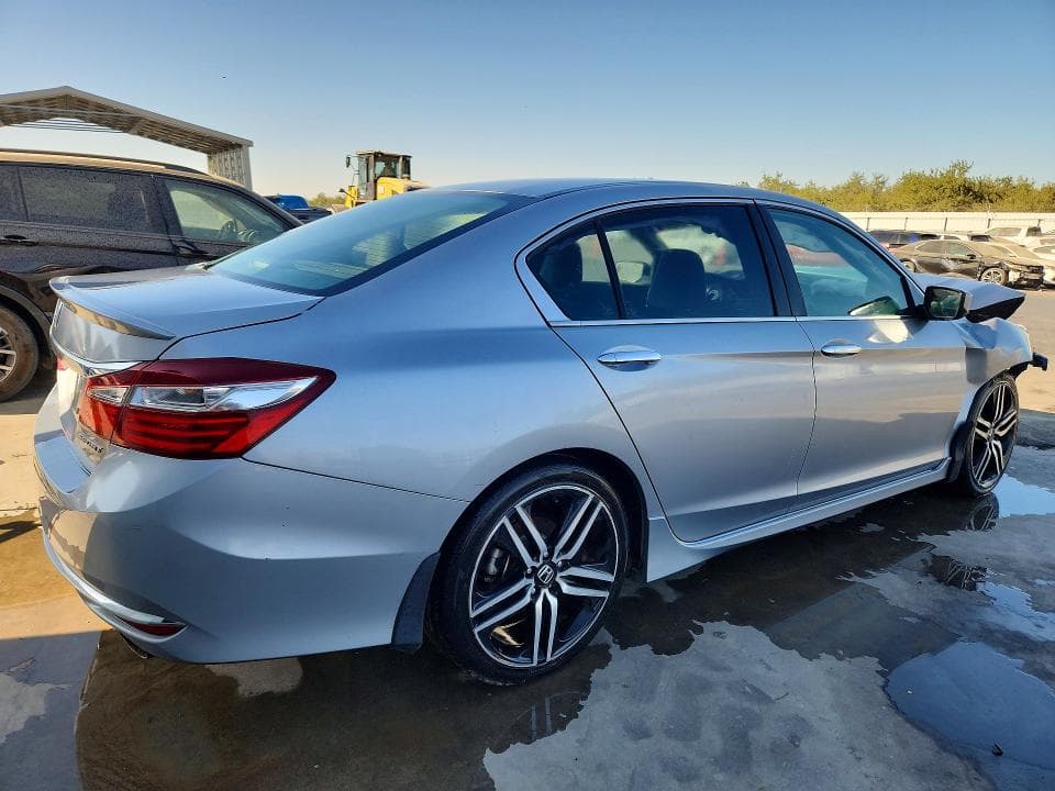 2017 HONDA ACCORD SPORT 3
