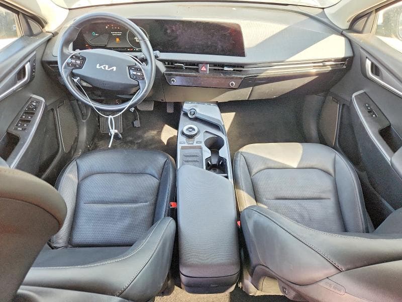 2023 KIA EV6 WIND 8