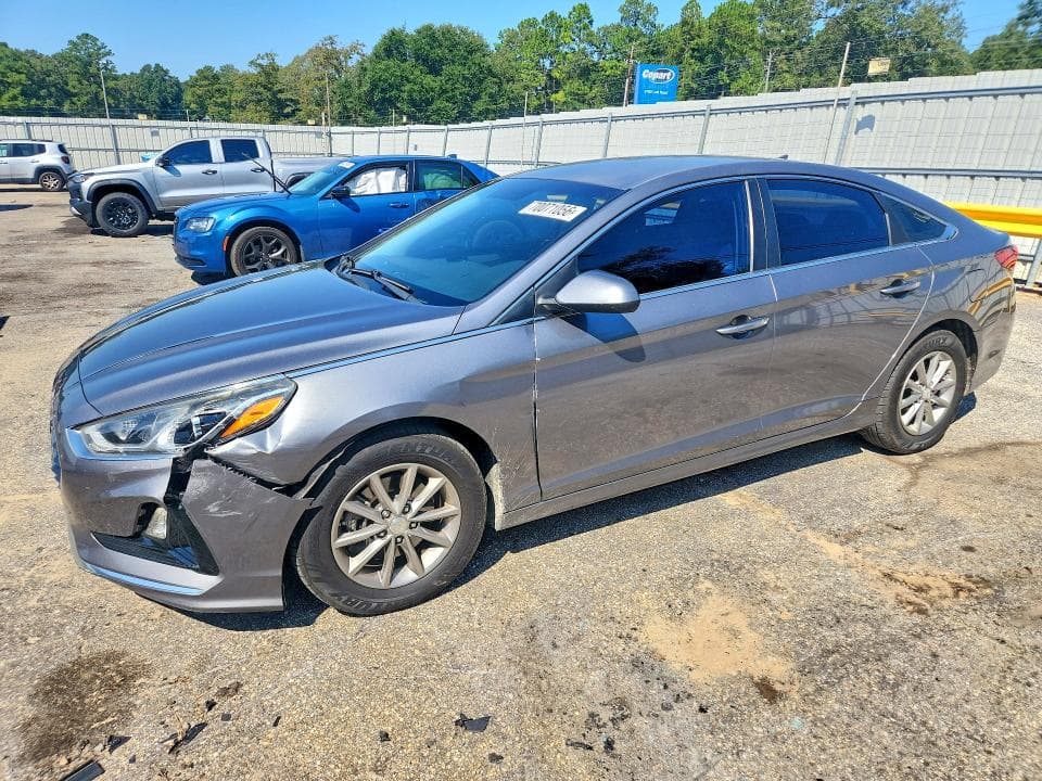 2019 HYUNDAI SONATA SE