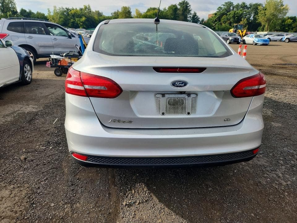 2018 FORD FOCUS SE 6
