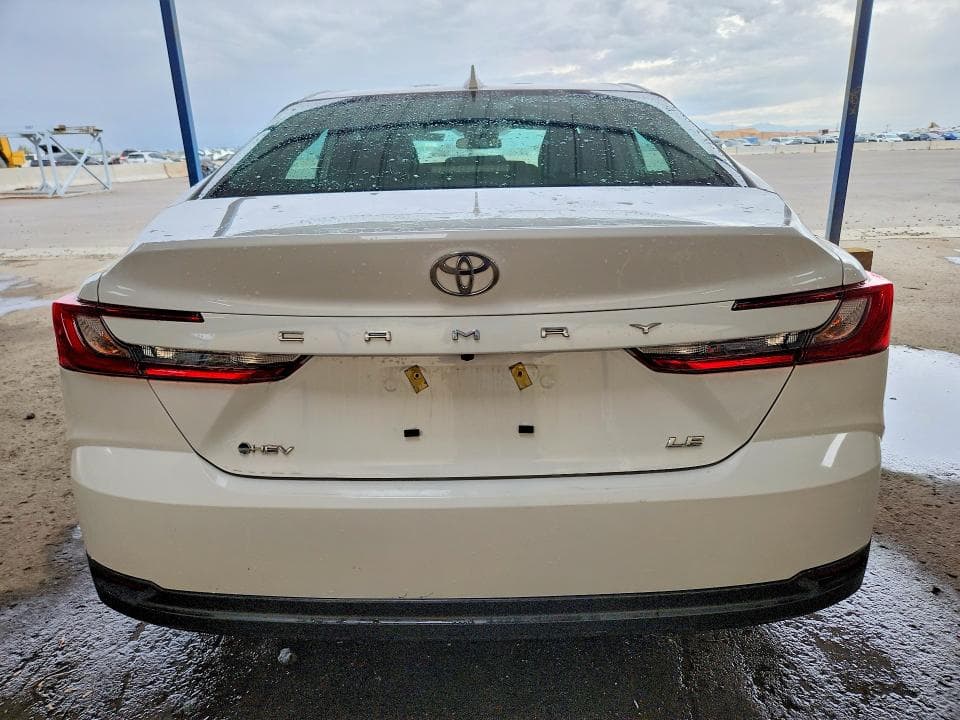 2026 TOYOTA CAMRY LE 6
