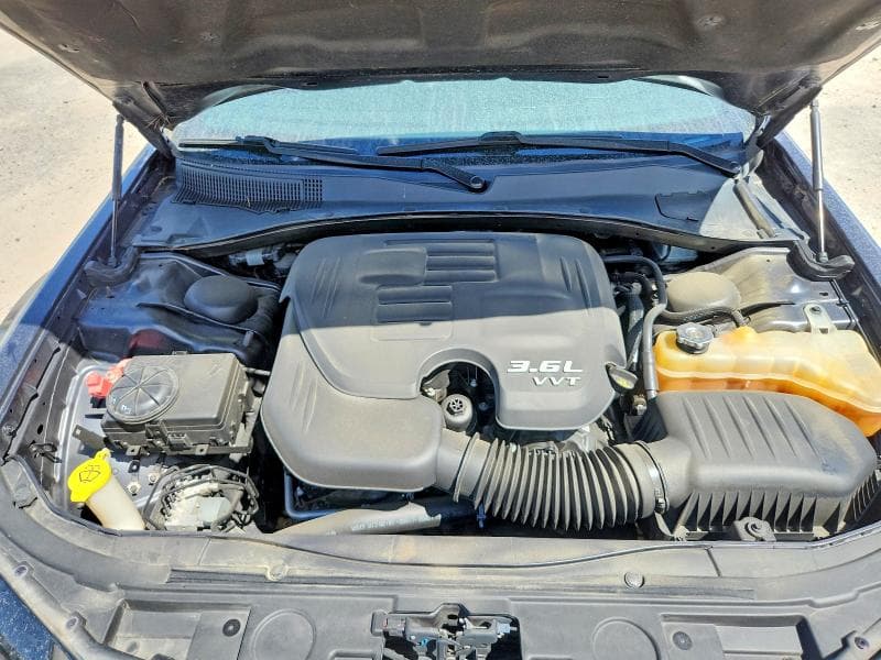 2019 CHRYSLER 300 S 11