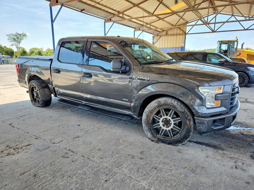 2017 FORD F150 SUPERCREW 4