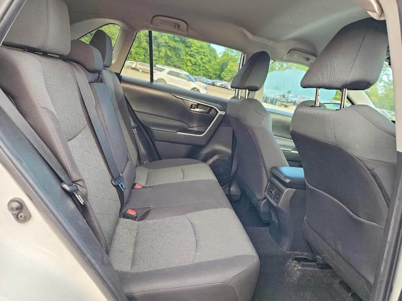 2023 TOYOTA RAV4 XLE 11