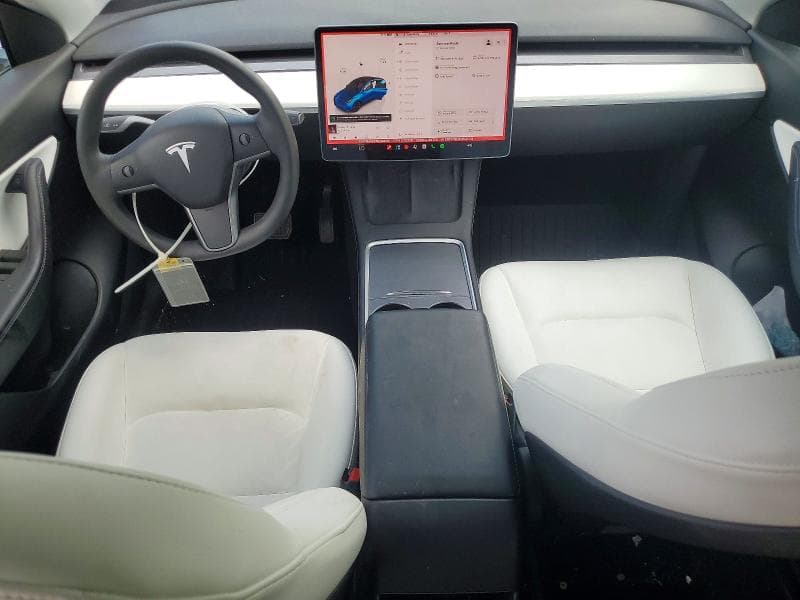 2022 TESLA MODEL Y 8