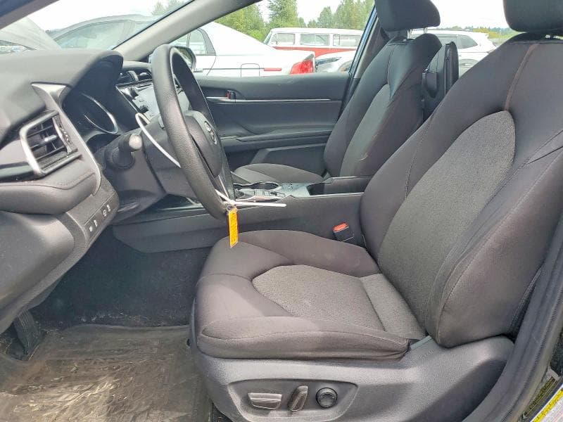 2019 TOYOTA CAMRY LE 7