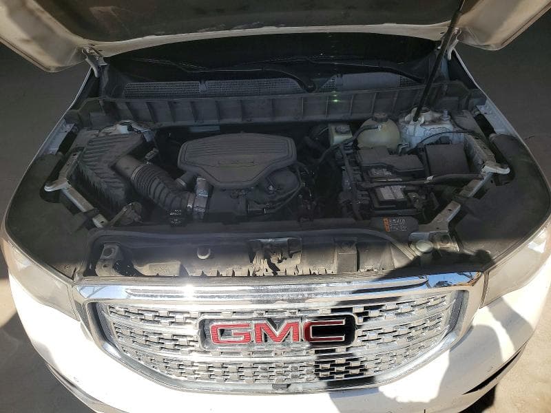2017 GMC ACADIA DENALI 12