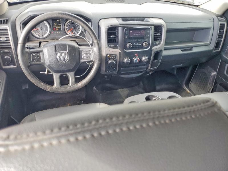 2017 RAM 1500 ST 8