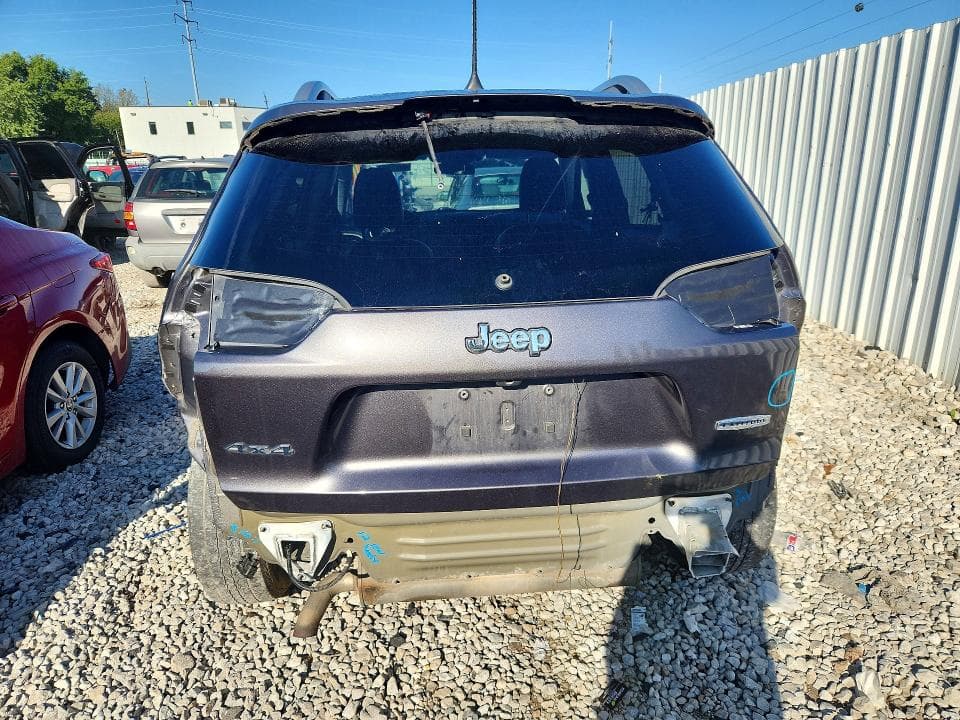 2019 JEEP CHEROKEE LATITUDE PLUS 6