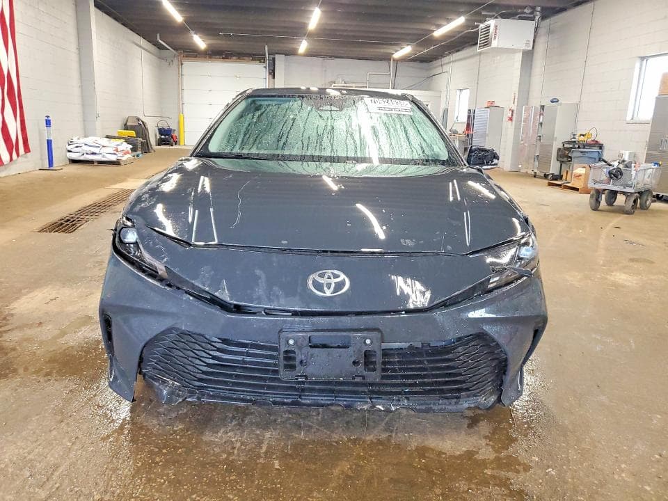 2026 TOYOTA CAMRY LE 5