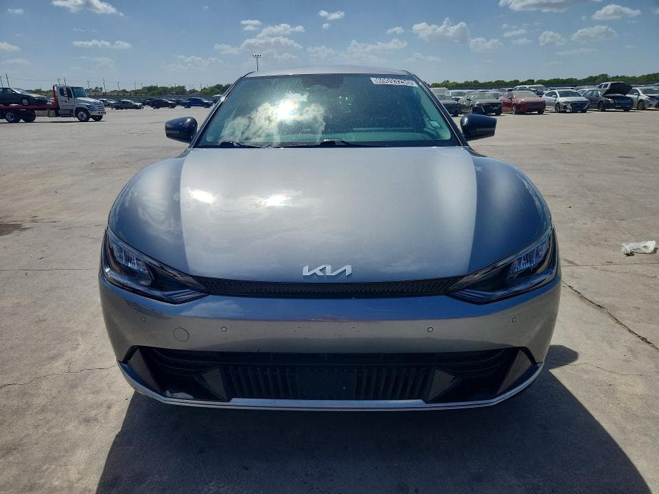 2024 KIA EV6 WIND 5