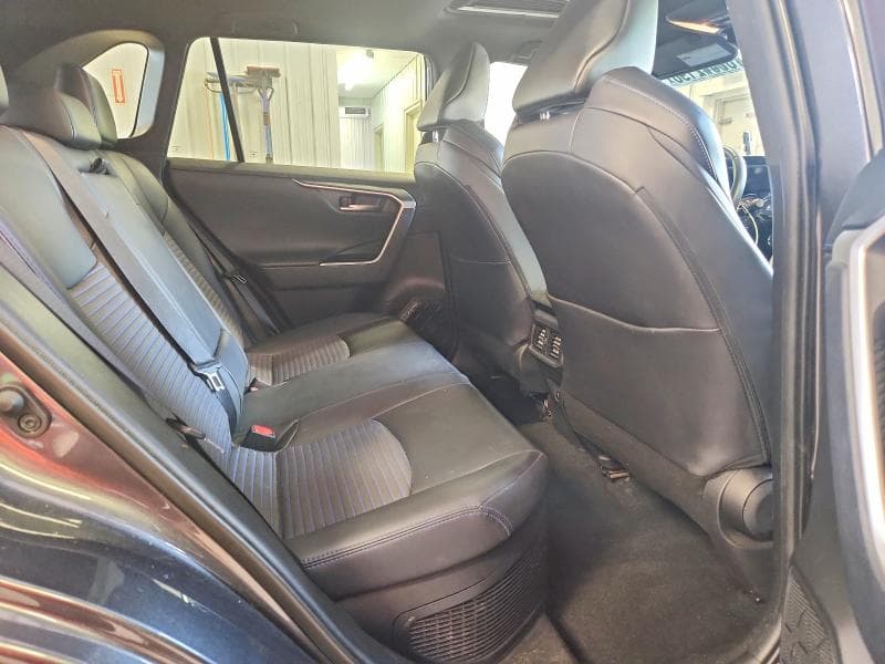 2021 TOYOTA RAV4 XSE 11