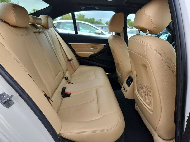 2017 BMW 330E 10