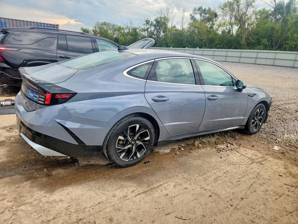 2025 HYUNDAI SONATA SEL 3