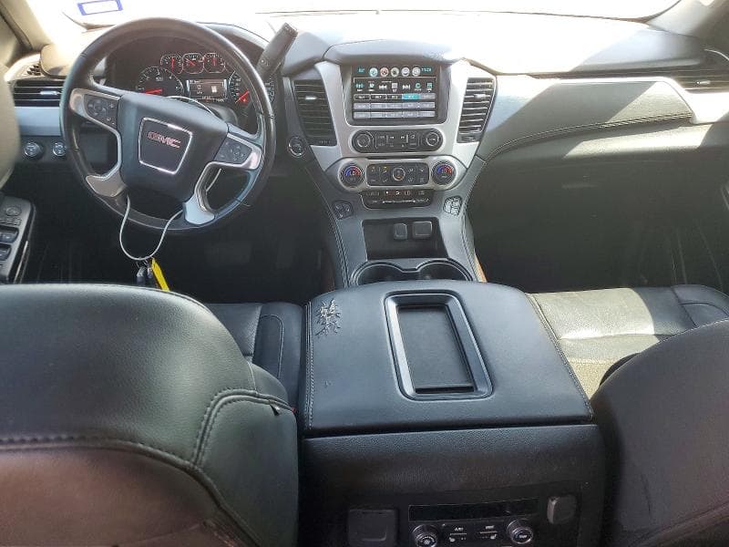 2020 GMC YUKON SLT 8