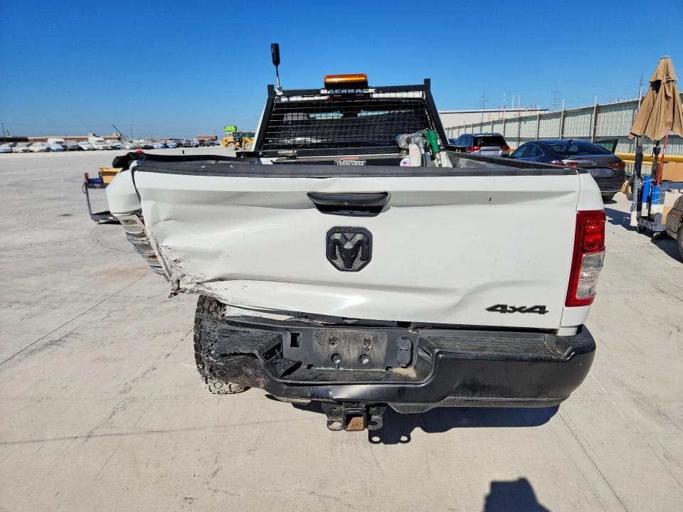 2024 RAM 2500 TRADESMAN 6