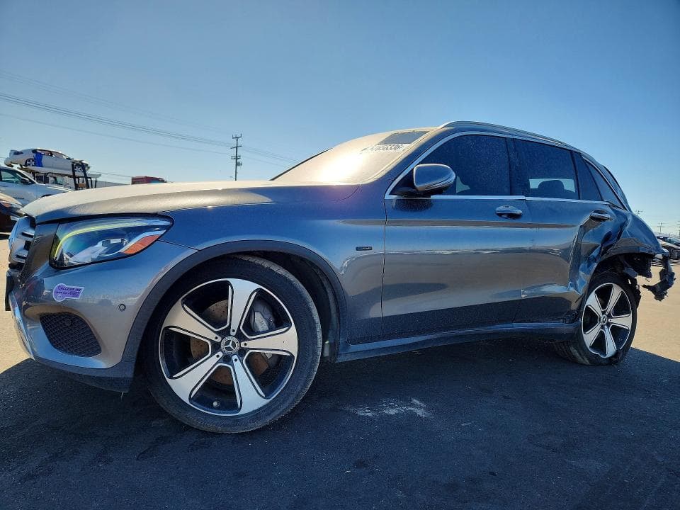 2019 MERCEDES-BENZ GLC 350E - 1
