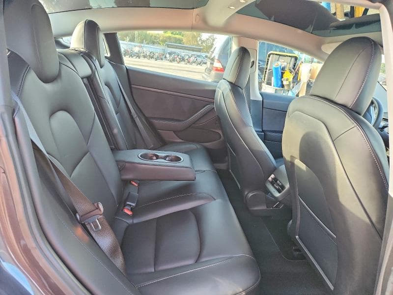 2021 TESLA MODEL 3 10
