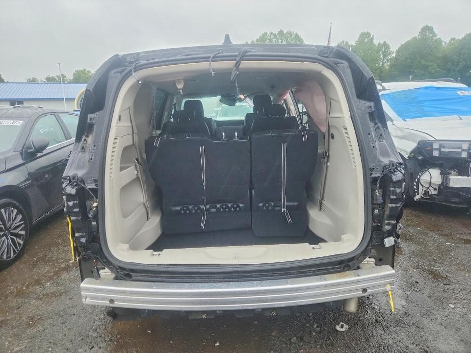 2024 CHRYSLER PACIFICA TOURING L 6