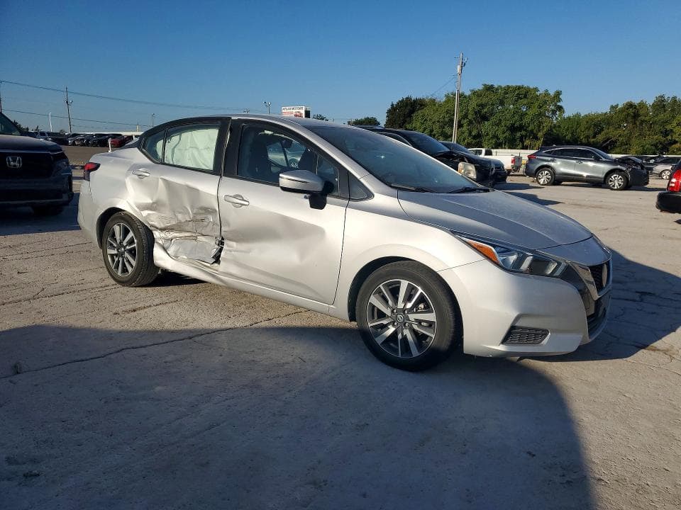 2020 NISSAN VERSA SV 4