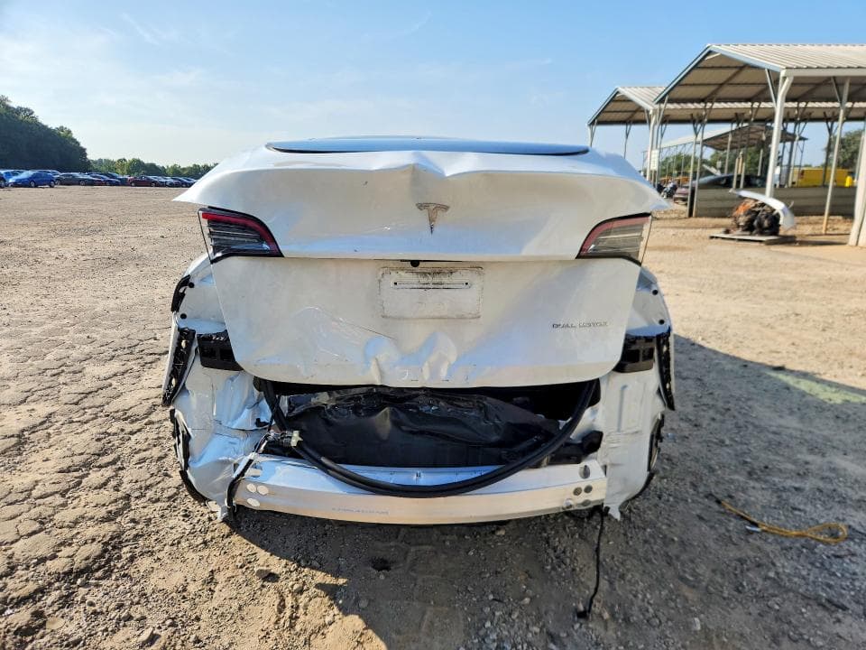 2022 TESLA MODEL Y 6